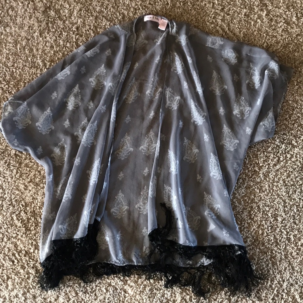 Gray and white damask with fringe kimono!
